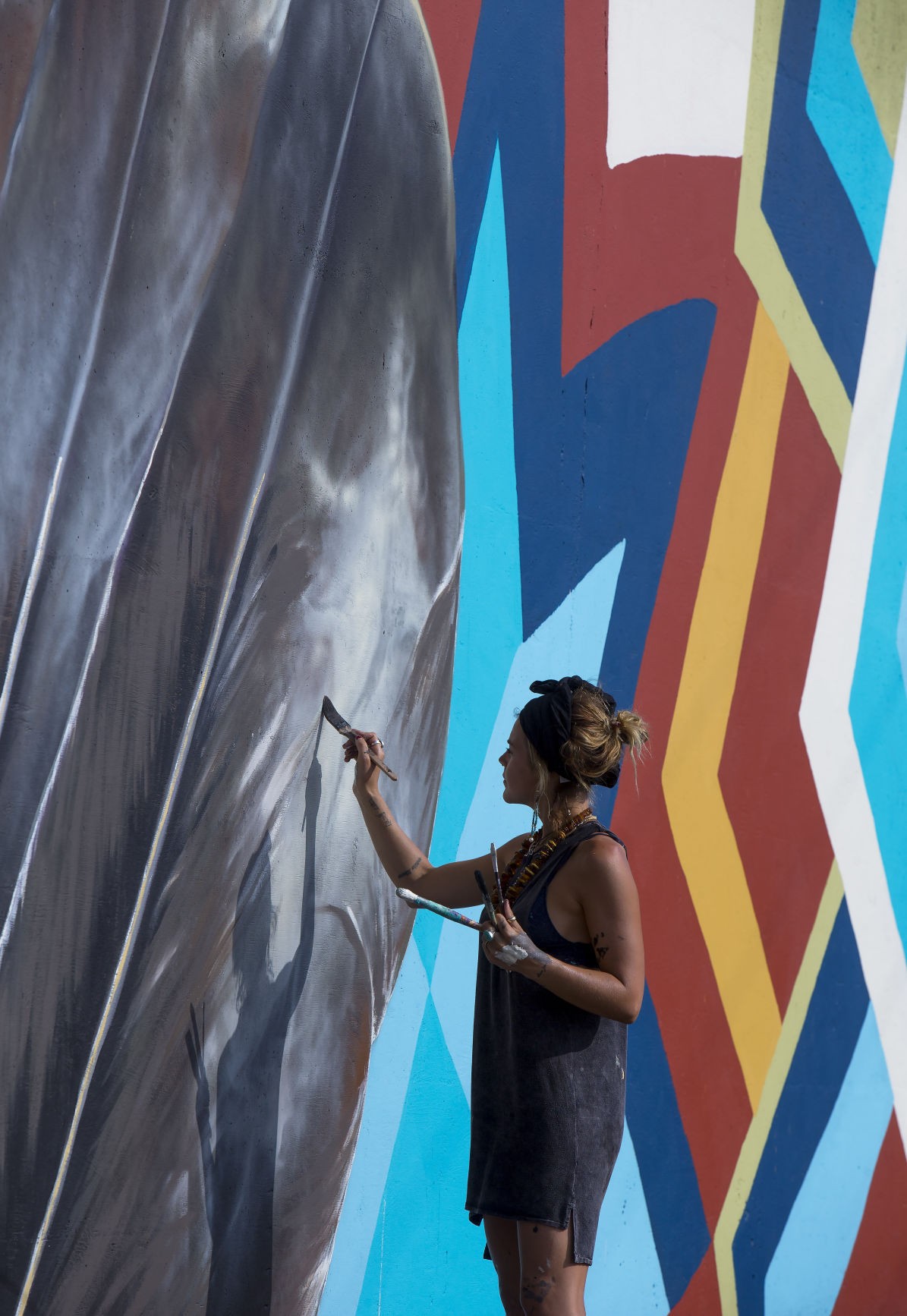 Murals at Eugene Street overpass